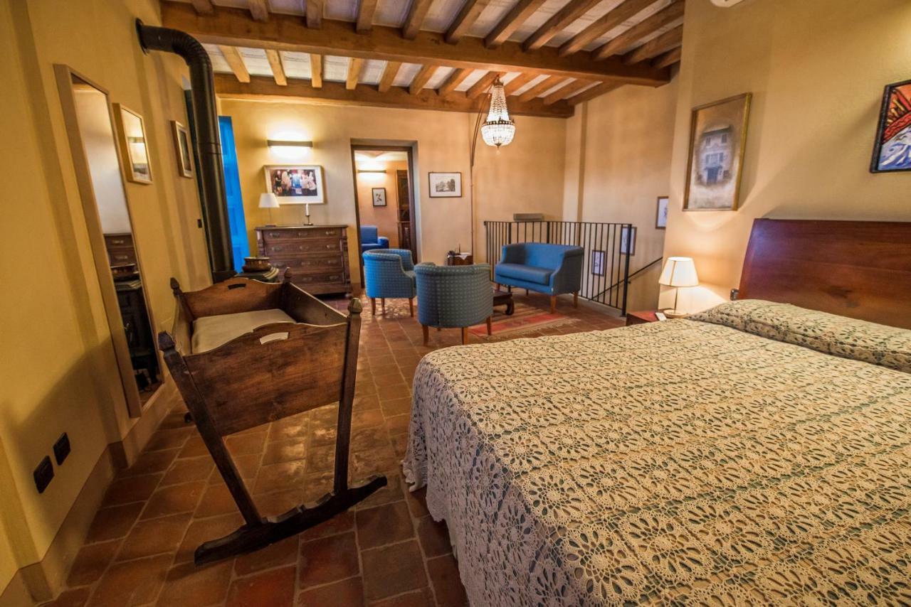 Hotel Ristorante Garibaldi Cisterna dʼAsti